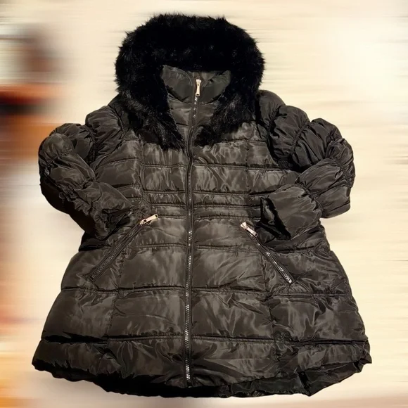 Fashion Nova Black Puffer Jacket with Faux Fur Hood - Picture 4 of 6
